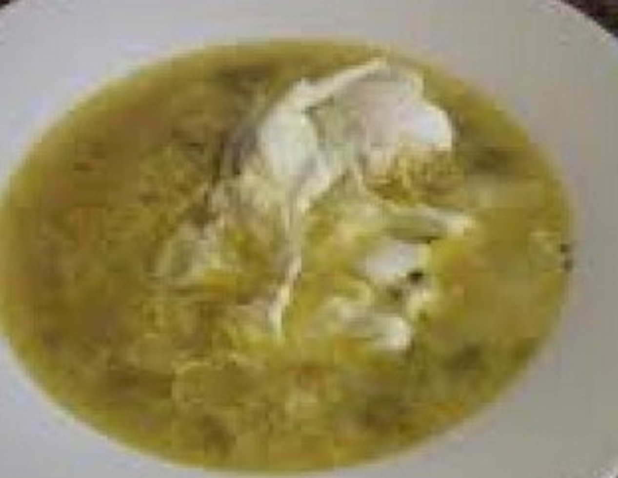 Receta del Caldo de Papas y Huevo Canario