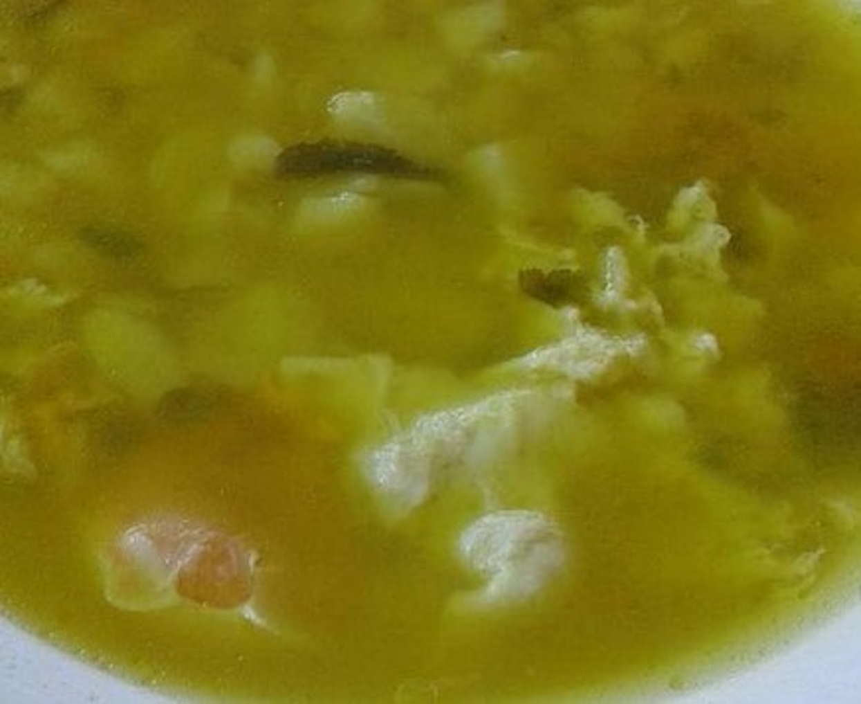 Caldo Verde papas y huevo Canario