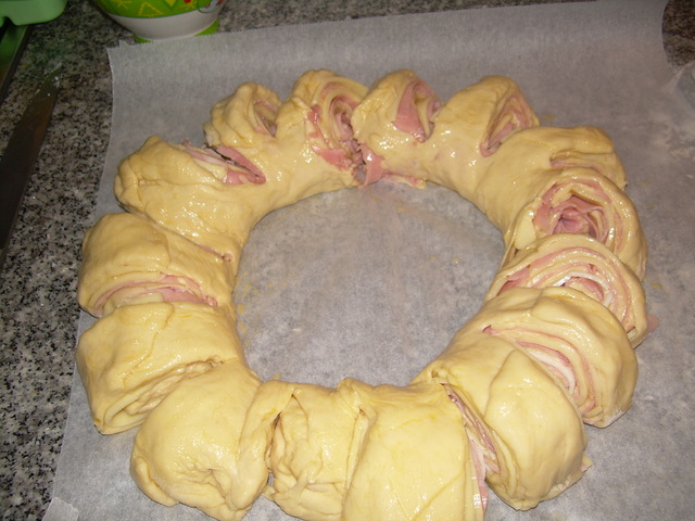 Rosca de jamos y queso